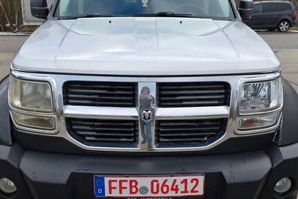 Dodge Nitro 250.000 km 3.500 &euro; Fürstenfeldbruck 82256