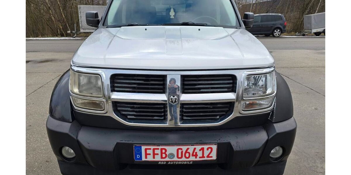 Dodge Nitro 250.000 km 3.500 &euro; Fürstenfeldbruck 82256
