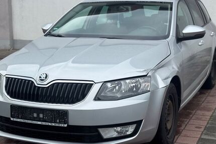 Skoda Octavia 238.500 km 3.499 &euro; Berlin 12051