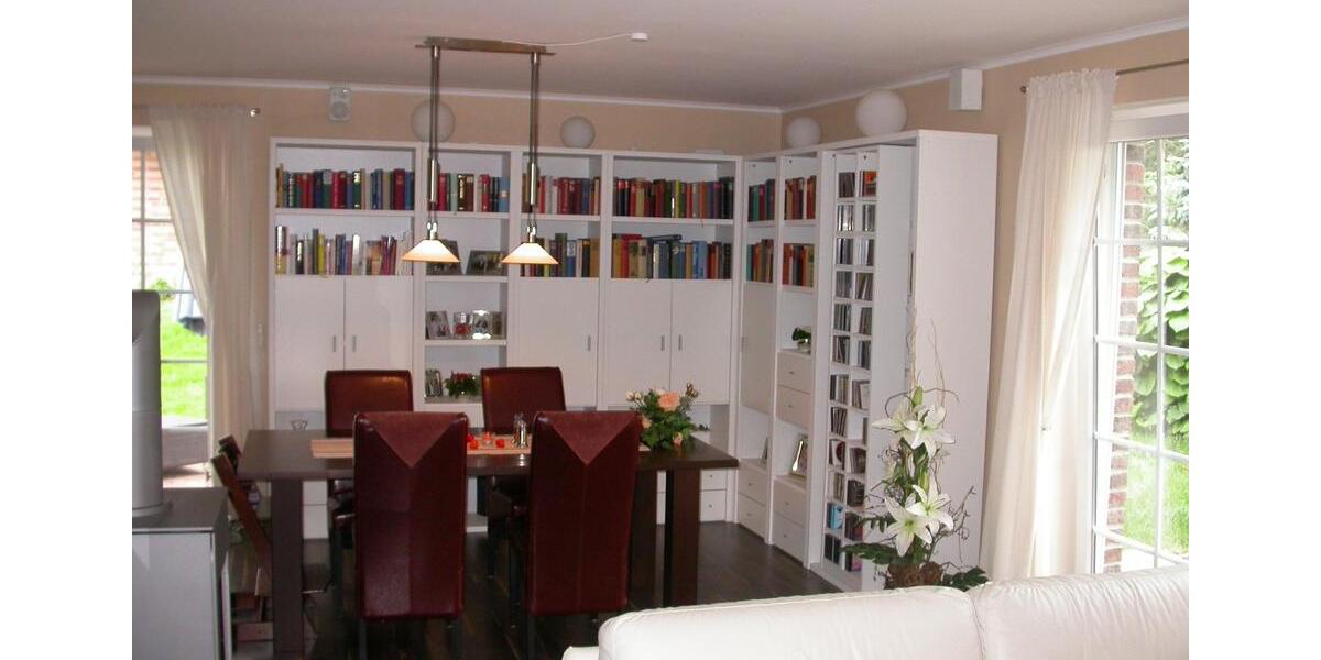 Einfamilienhaus Sievershütten - 5 Zimmer, 120 m&sup2;, 1.710&euro; | Angebot:24673777