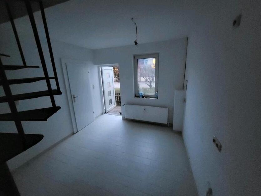 2,5 Zimmer Maisonette Wohnung 450€ Gesamtmiete