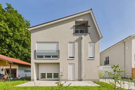 Haus zum Kaufen in Traunstein 1.098.900 € 178 m² 6 zimmer