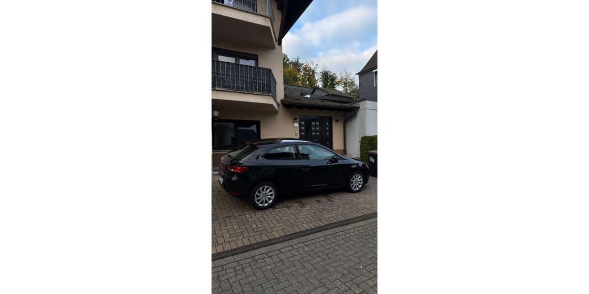 Seat Leon 216.000 km 5.990 € Hückeswagen 42499
