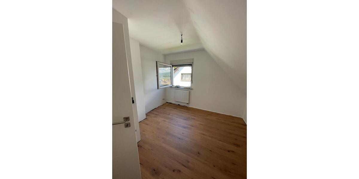 Einfamilienhaus Remagen - 4 Zimmer, 114 m&sup2;, 1.653&euro; | Angebot:24953129