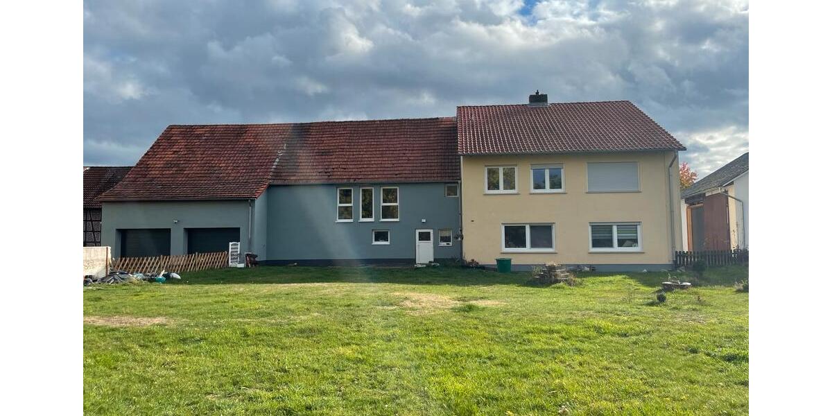 Einfamilienhaus Lichtenfels - 9 Zimmer, 315 m&sup2;, 300.000&euro; | Angebot:27085935
