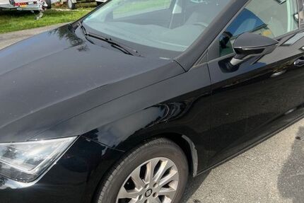 Seat Leon 73.794 km 9.700 € Marktleugast 95352