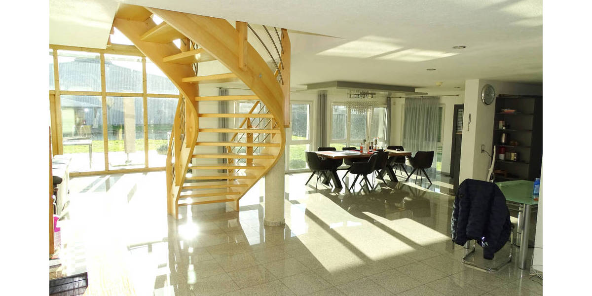 Einfamilienhaus Grenzach-Wyhlen Wyhlen - 7 Zimmer, 400 m&sup2;, 2.200.000&euro; | Angebot:25727824
