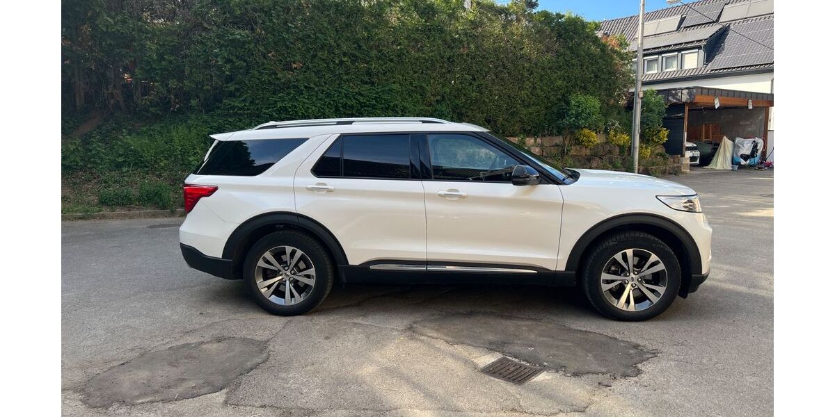 Ford Explorer 65.000 km 43.799 &euro; Stuttgart 70565