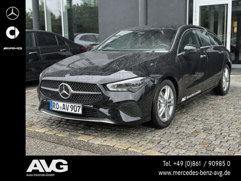 Mercedes-Benz CLA 180 Shooting Brake 8.000 km 34.400 € Bad Reichenhall 83435