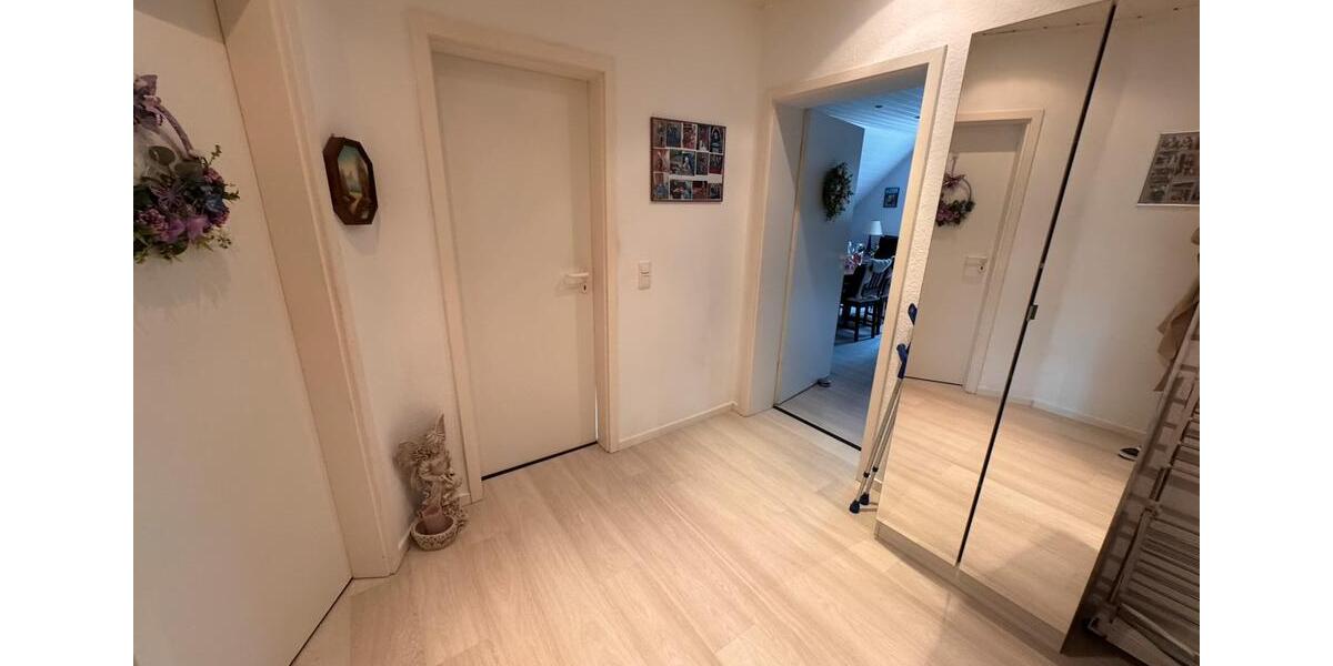Dachgeschoßwohnung Hürth - 2 Zimmer, 59 m&sup2;, 229.000&euro; | Angebot:26511047