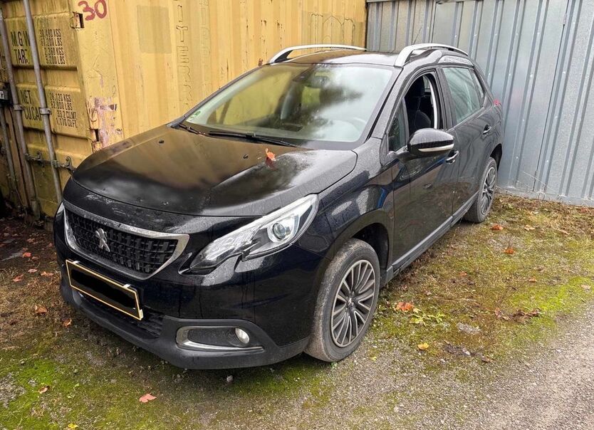 Peugeot 2008 58.000 km 11.450 € München 81825