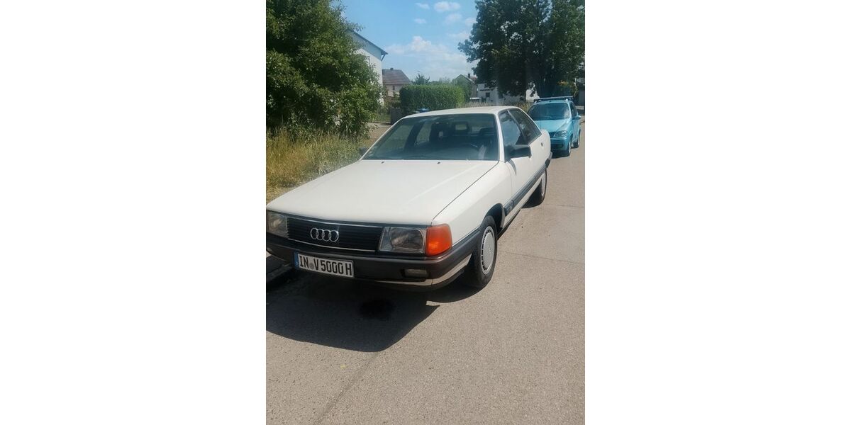 Audi 100 160.000 km 3.900 &euro; Ingolstadt 85051