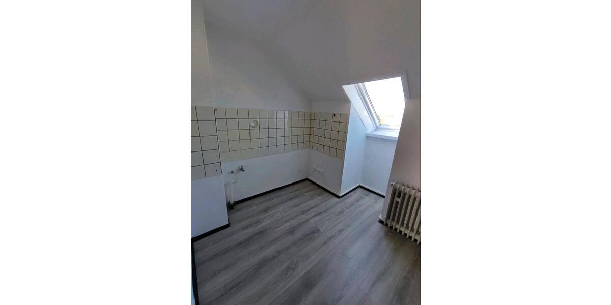 Dachgeschoßwohnung Giengen an der Brenz - 1 Zimmer, 35 m&sup2;, 76.000&euro; | Angebot:26446262