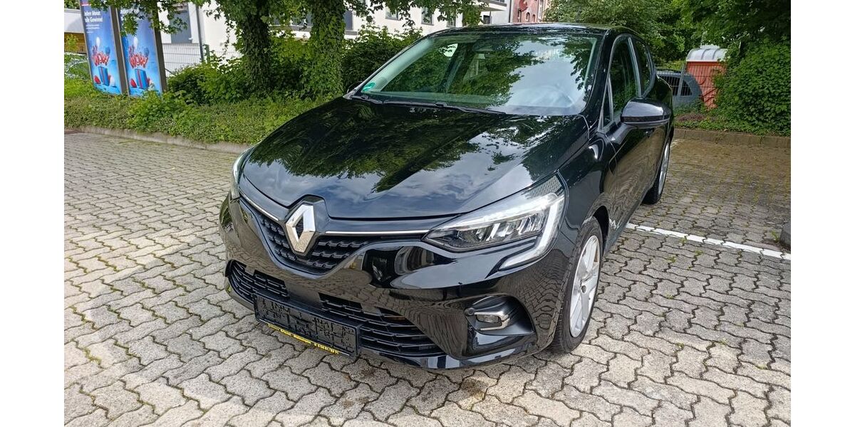 Renault Clio 72.400 km 12.490 &euro; Kassel 34125