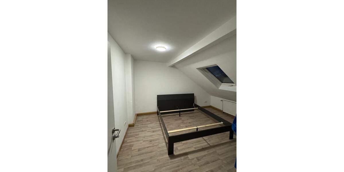 Hochparterre Düren Mariaweiler-Hoven - 4.5 Zimmer, 125 m&sup2;, 1.100&euro; | Angebot:25017076