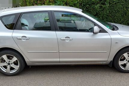 Mazda 3 176.000 km 3.700 € Rinteln 31737