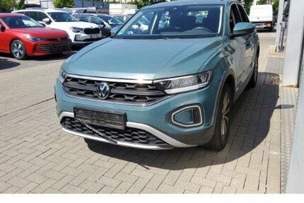VW T-Roc 41.549 km 17.480 &euro; Frankfurt 60326