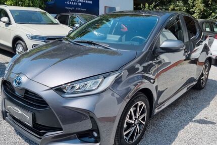 Toyota Yaris 17.605 km 18.450 &euro; Wuppertal 42109