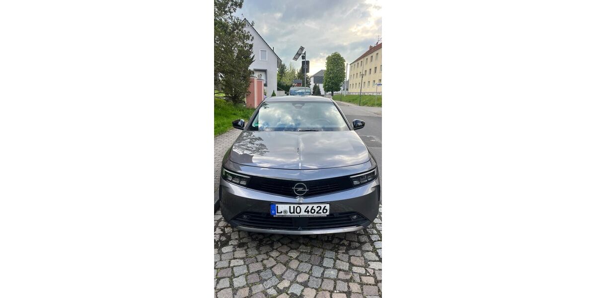 Opel Astra 21.800 km 18.100 &euro; Neukieritzsch OT Lobstädt 04575