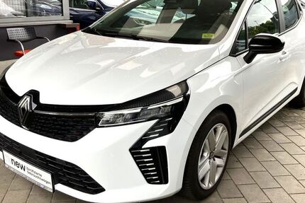 Renault Clio 27.715 km 16.999 &euro; Berlin 10829