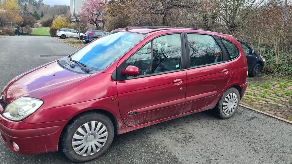 Renault Megane 186.000 km 1.111 &euro; Rudolstadt 07407