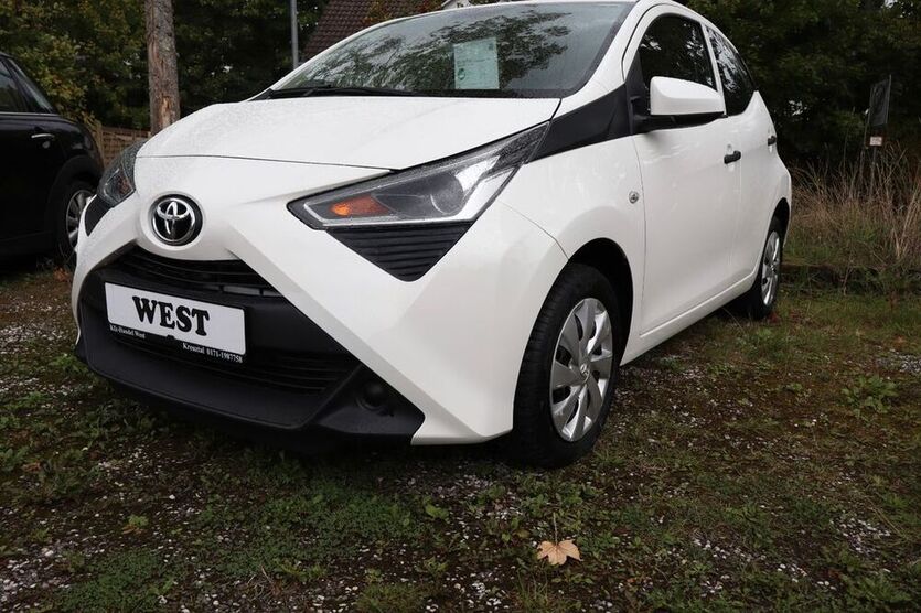 Aygo (X)