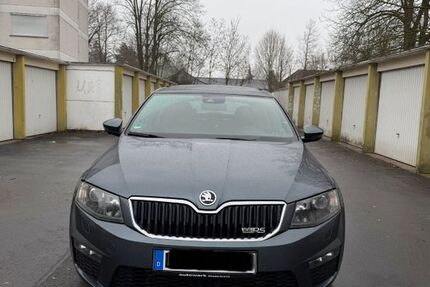 Skoda Octavia 223.700 km 13.999 &euro; Lippstadt 59555
