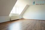 Dachgeschoßwohnung Frohburg - 3 Zimmer, 65 m&sup2;, 410&euro; | Angebot:23730351