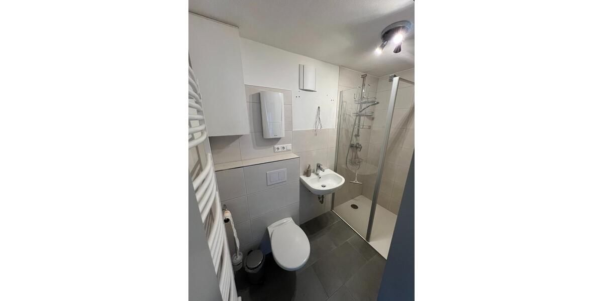 Erdgeschoßwohnung Bad Lobenstein - 2 Zimmer, 33 m&sup2;, 300&euro; | Angebot:25445788