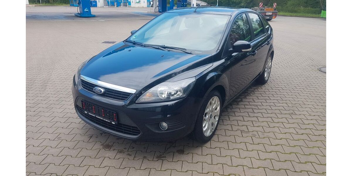 Ford Focus 147.000 km 4.490 &euro; Kalefeld Echte 37589