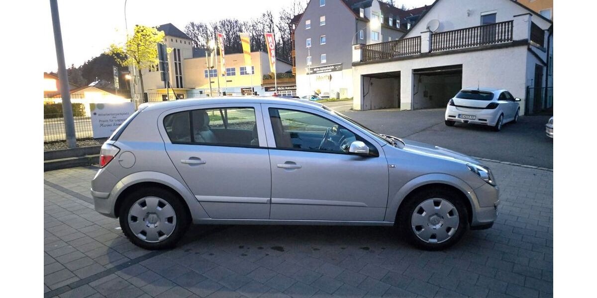 Opel Astra 161.400 km 7.000 &euro; Grafenwöhr 92655