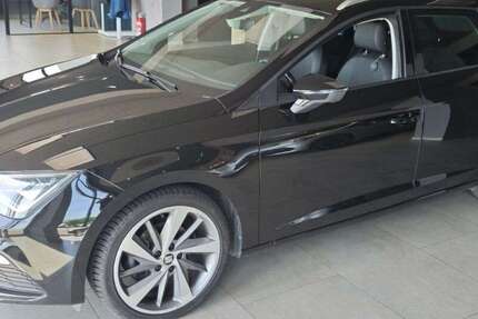Seat Leon 68.799 km 18.399 &euro; Bad Frankenhausen 06567