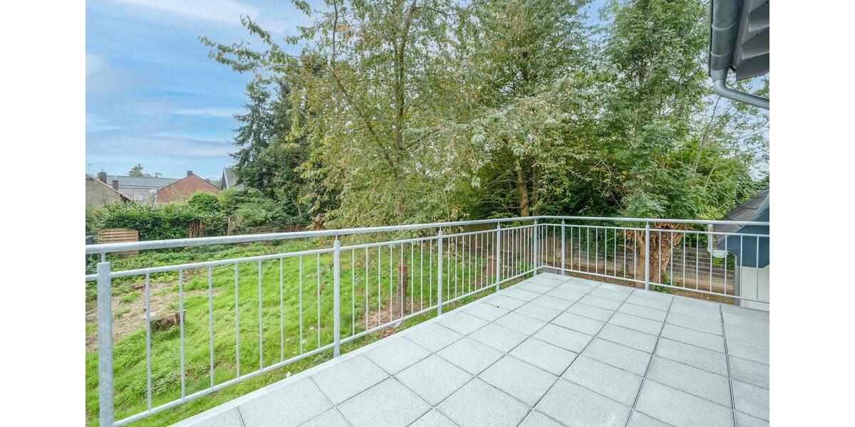 Etagenwohnung Geilenkirchen - 3 Zimmer, 110 m&sup2;, 1.100&euro; | Angebot:26338405