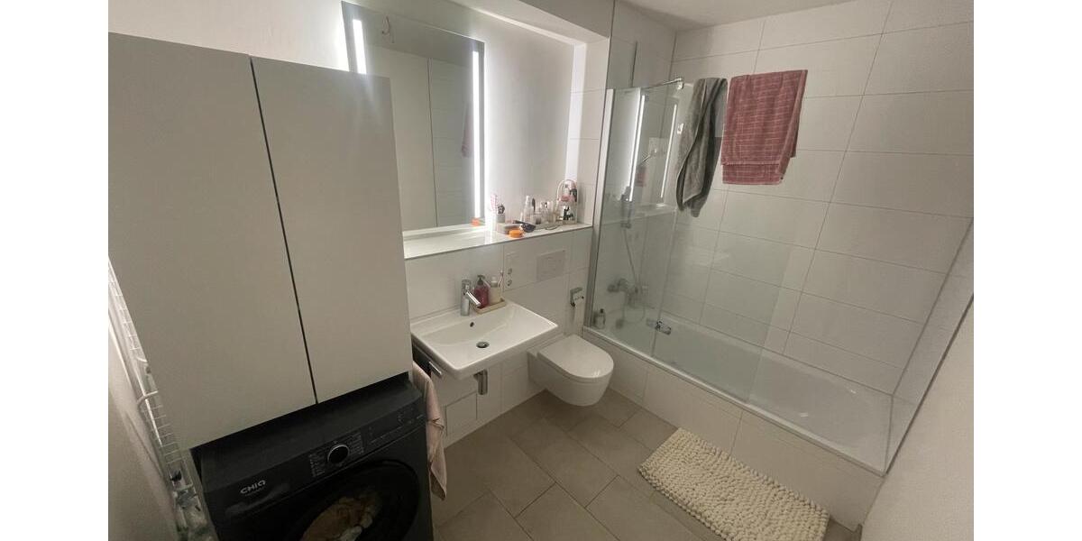 Etagenwohnung Haar - 2 Zimmer, 63 m&sup2;, 1.735&euro; | Angebot:25973543