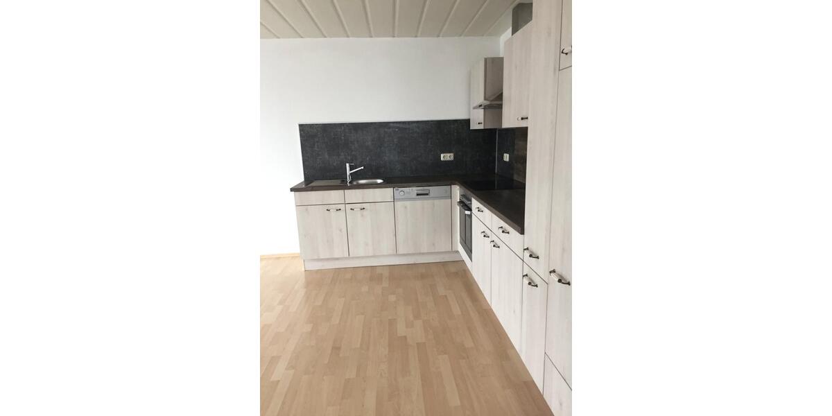 Etagenwohnung Obernzell - 4 Zimmer, 120 m&sup2;, 790&euro; | Angebot:26567517