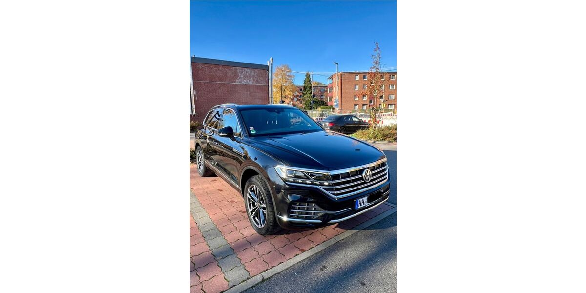 VW Touareg 142.232 km 37.200 &euro; Hamburg 22111