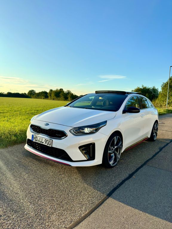 Kia pro ceed / ProCeed 97.000 km 20.990 € Heidelberg 69117