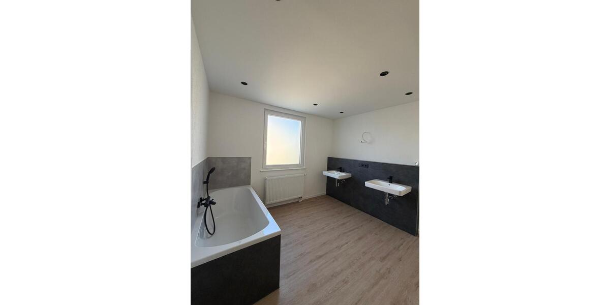 Doppelhaushälfte Saarbrücken Brebach-Fechingen - 4 Zimmer, 119 m&sup2;, 404.000&euro; | Angebot:26414284