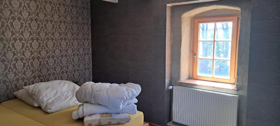 Etagenwohnung Bad Gottleuba-Berggießhübel Berggießhübel - 3 Zimmer, 109 m&sup2;, 125.000&euro; | Angebot:26477644