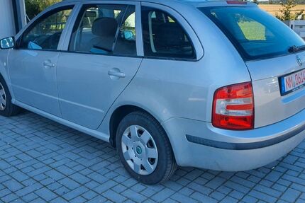 Skoda Fabia 256.876 km 1.500 € Freystadt 92342