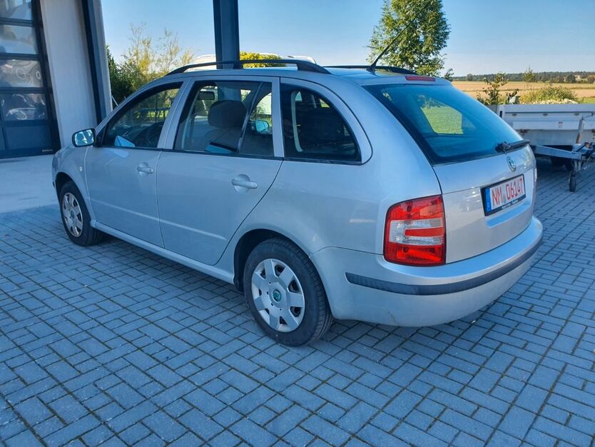 Skoda Fabia 256.876 km 1.500 € Freystadt 92342