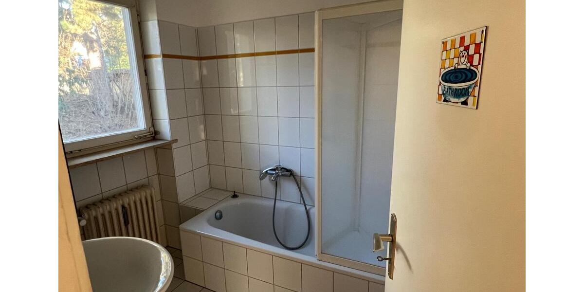 Etagenwohnung Lappersdorf - 4 Zimmer, 96 m&sup2;, 995&euro; | Angebot:26329469