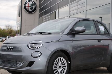 Fiat 500e 12.900 km 21.390 &euro; Würzburg 97076