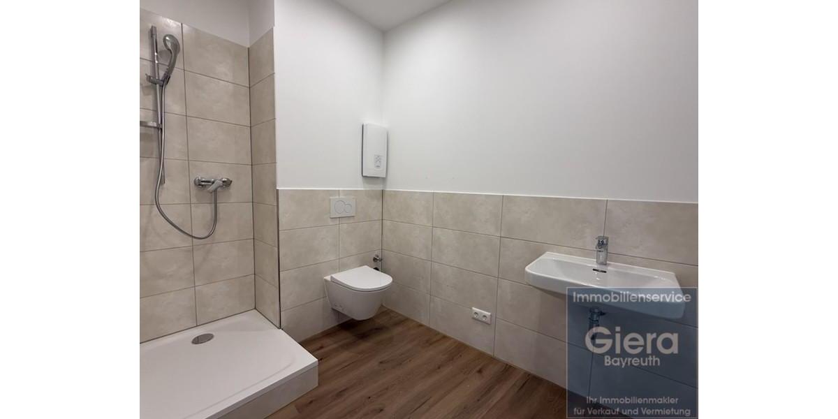 Etagenwohnung Bayreuth City - 1 Zimmer, 15 m&sup2;, 296&euro; | Angebot:26489977