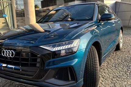 Audi Q8 140.000 km 44.499 &euro; münchen 81679