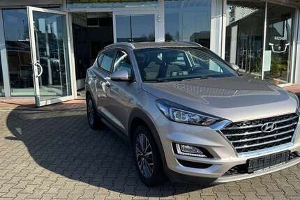 Hyundai TUCSON 97.800 km 13.990 &euro; Klötze 38486