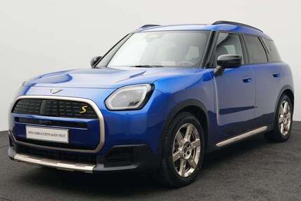 Mini Countryman SE All4 25.771 km 39.514 &euro; München 80788