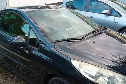 Peugeot 207 118.000 km 3.700 € Viersen 41748