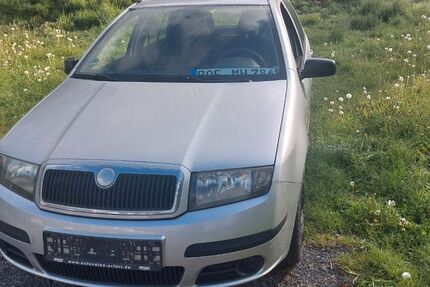 Skoda Fabia 257.000 km 990 &euro; Rotenburg an der Fulda 36199