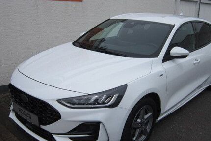 Ford Focus 25.800 km 18.900 &euro; Offenbach 63069